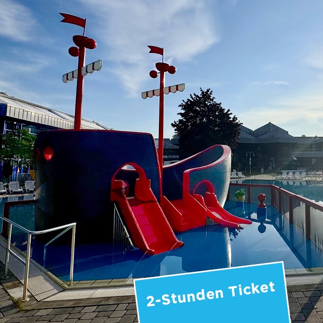 Das Foto zeigt unser Spielschiff im Nicht-Schwimmer-Becken